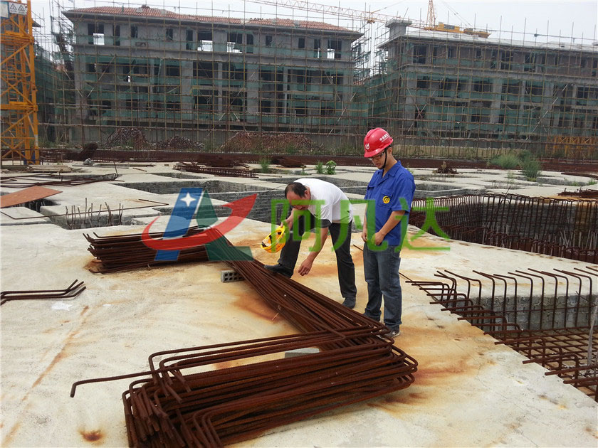 工程鋼筋除銹劑使用現(xiàn)場