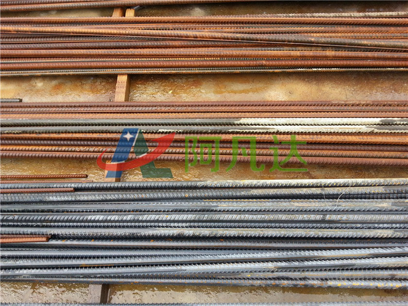 工程鋼筋除銹劑使用現(xiàn)場