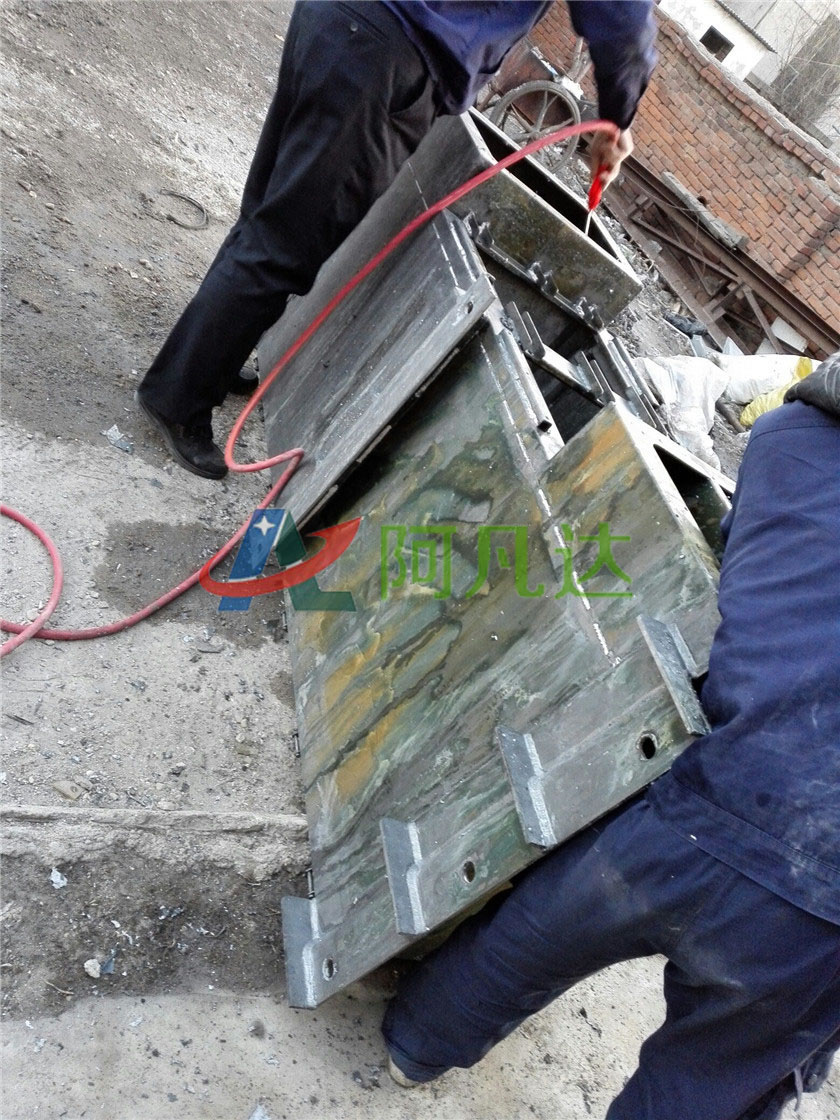 脫漆劑現(xiàn)場應(yīng)用圖片